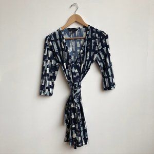 banana republic | graphic wrap dress